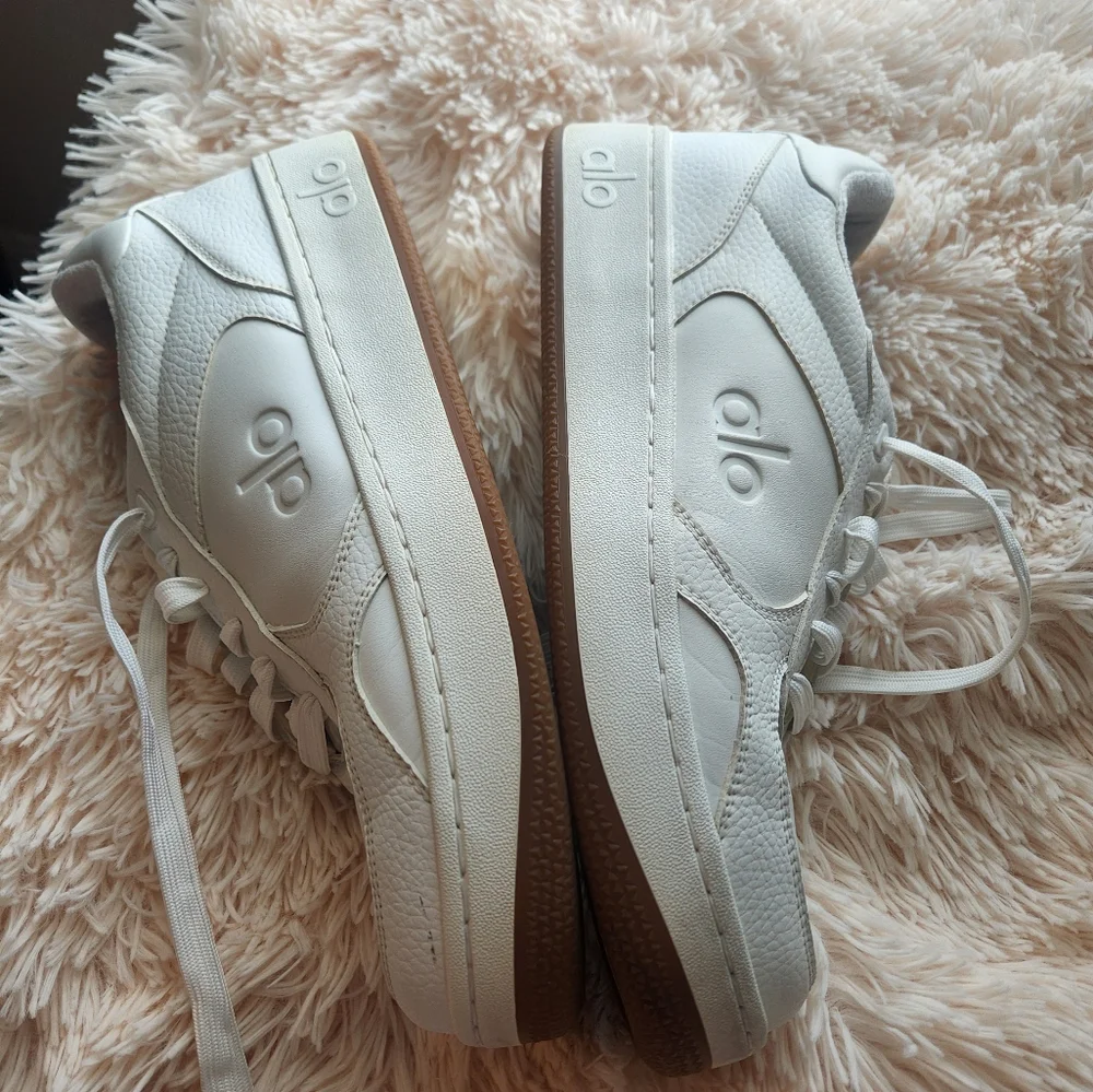 Alo  White Sneakers